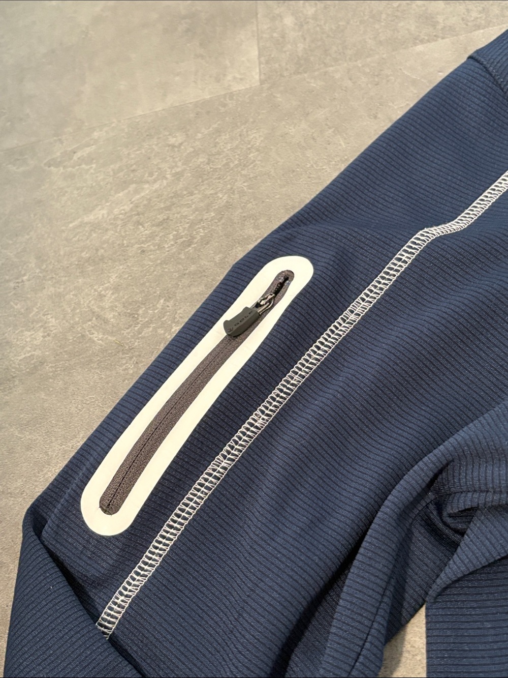 Columbia • Women’s Golf Kent State Half Zip - Picture 4 of 8